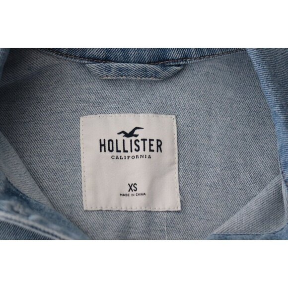 Hollister Women's Size XS Blue Jean Jacket Cropped Distressed Denim Jacket NWT - Picture 3 of 8